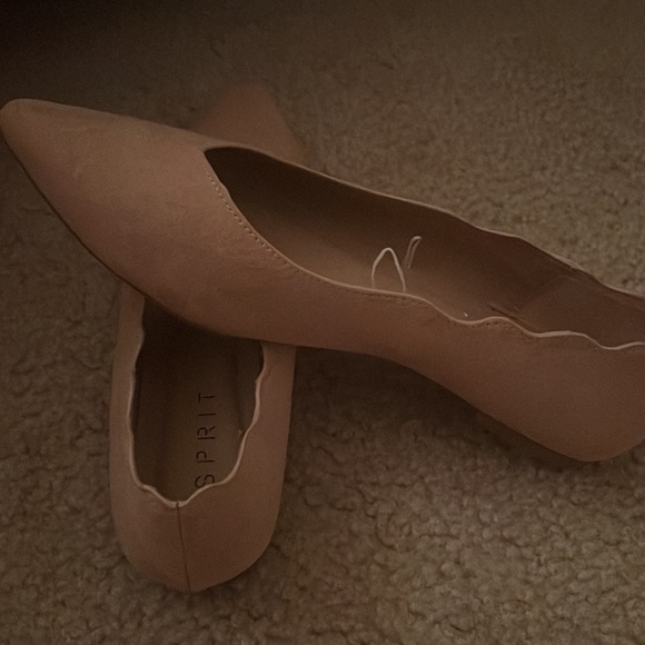 Beautiful - Picture 3 of 3